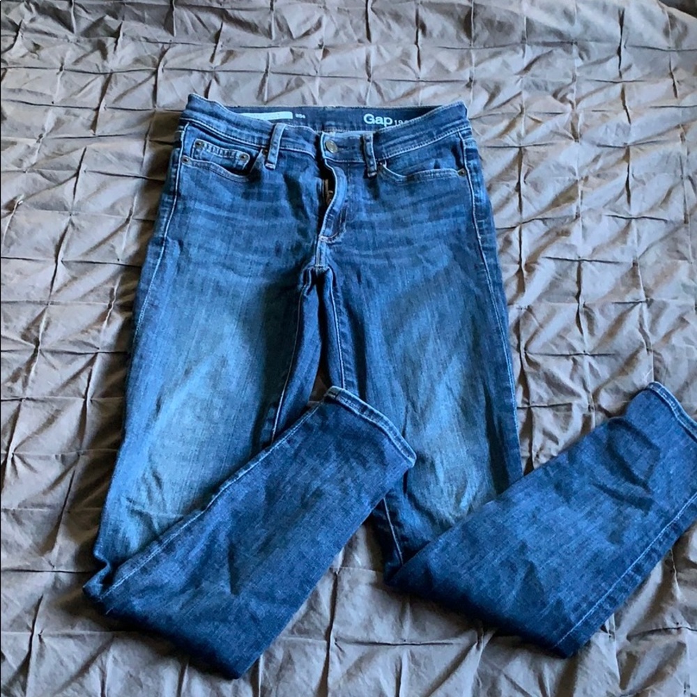 Gap resolution true skinny jeans. 25s.